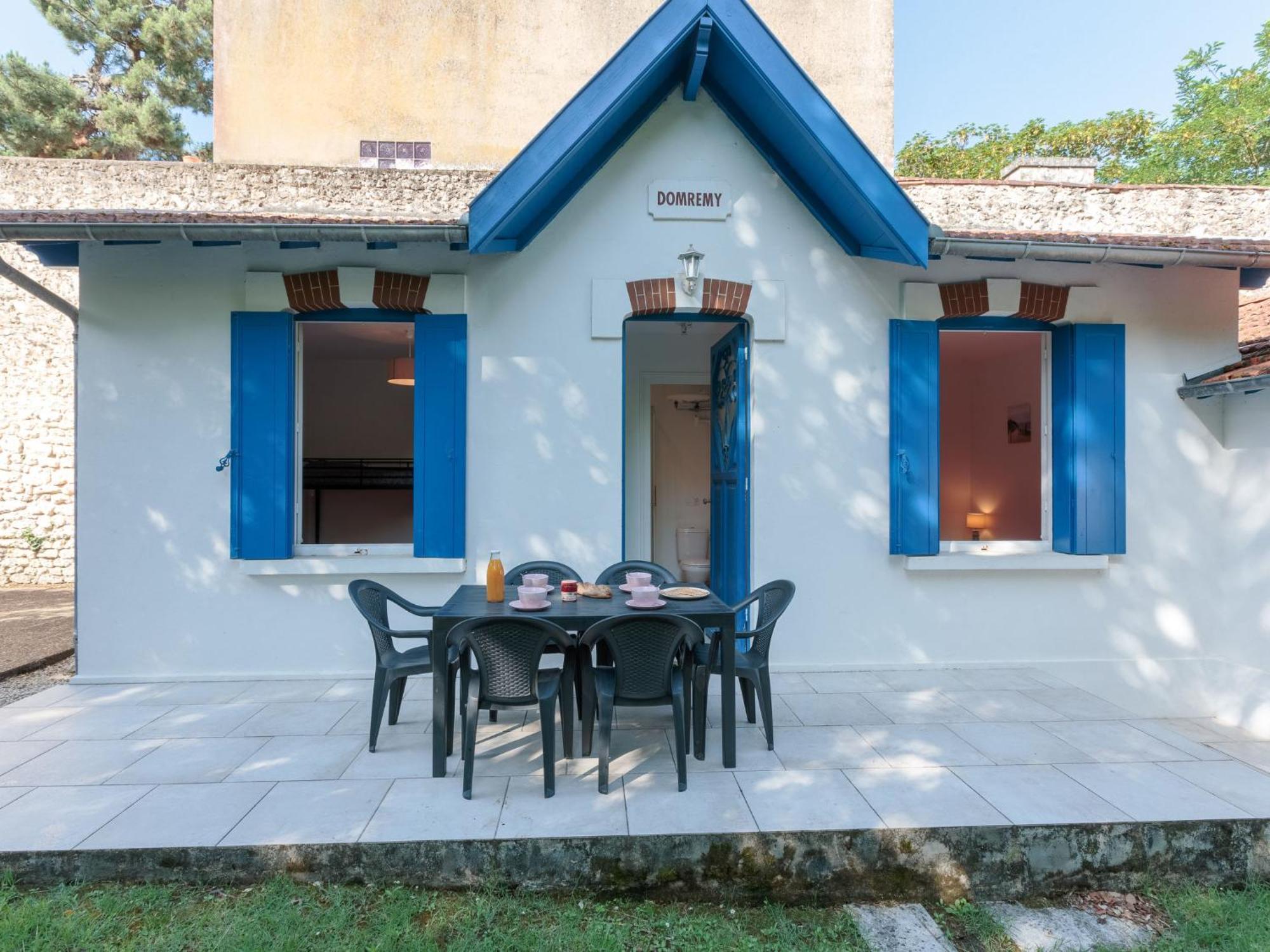 סן-פאלה-סור-מר Holiday Home Domremy By Interhome מראה חיצוני תמונה